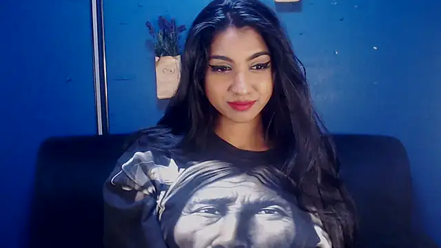 Delilah Blazee online show from 03.21.25