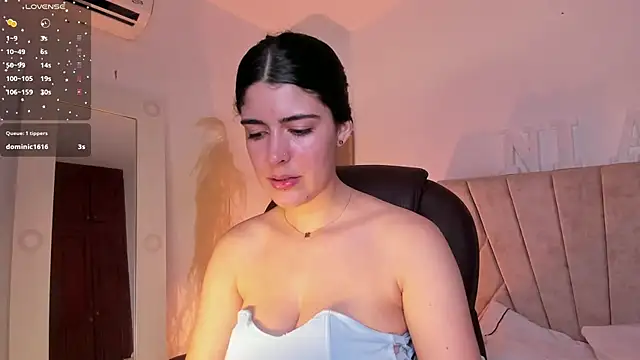  Niah  online show from 02.12.25