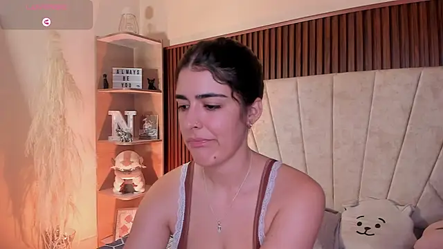  Niah  online show from 10.19.25