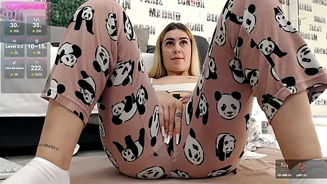 Snapshot of sweetdaiana23 chatting on 03.21.25 sweetdaiana23 online show from 03.21.25