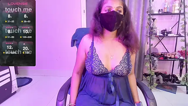 Snapshot of Naughty_nightz chatting on 09.25.25 Naughty nightz online show from 09.25.25