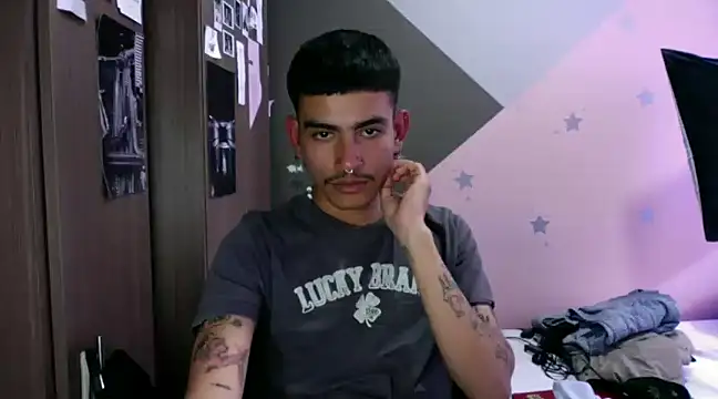 sorry-mom69 online show from 01.16.25