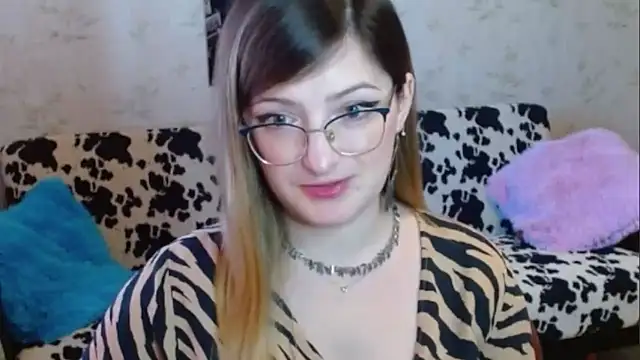 Arielsssplash online show from 10.13.25