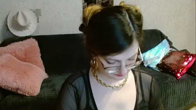 Arielsssplash online show from 12.17.25