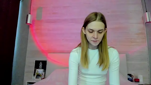 Snapshot of molly_hunt_ chatting on 04.04.26 molly hunt online show from 04.04.26