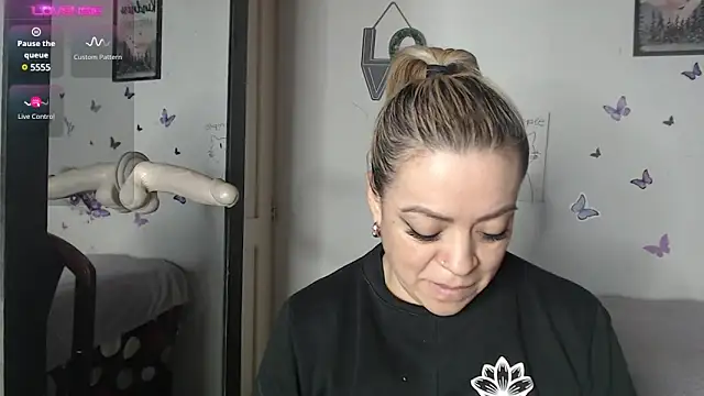 LIila28six online show from 02.13.25