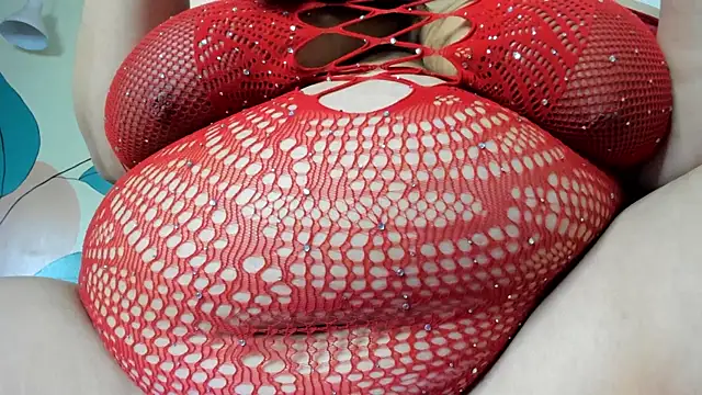 Snapshot of Alondra_zaaens chatting on 02.15.25 Alondra zaaens online show from 02.15.25