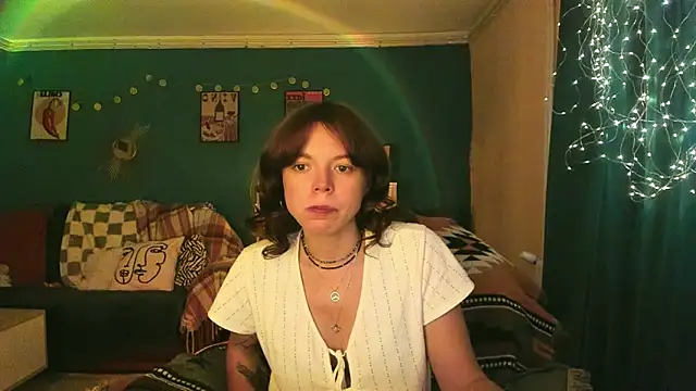 Snapshot of ClancyMorissey chatting on 06.18.26 ClancyMorissey online show from 06.18.26