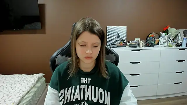 SoniNesti online show from 04.08.26