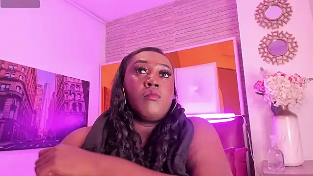 ShaniaBrownn online show from 03.08.26