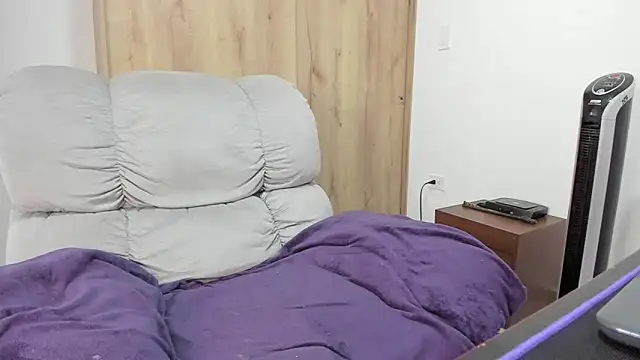 xspecialoomx online show from 04.04.26