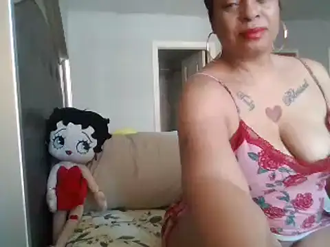 MSweetLindaParks online show from 03.09.25