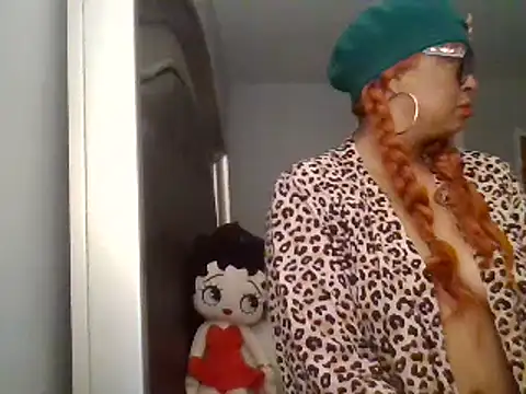 MSweetLindaParks online show from 03.22.25