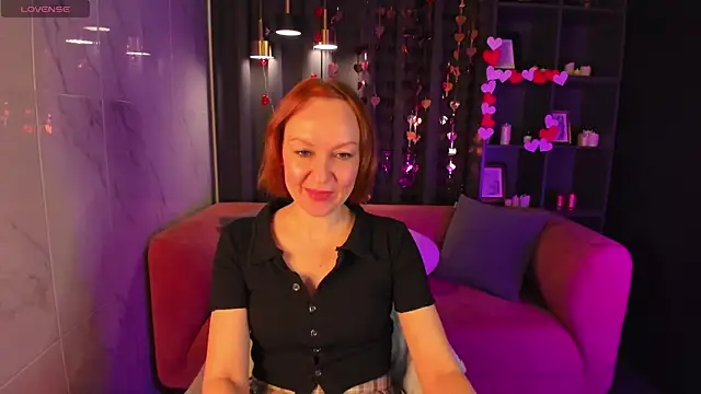 NikaGentle online show from 02.14.25