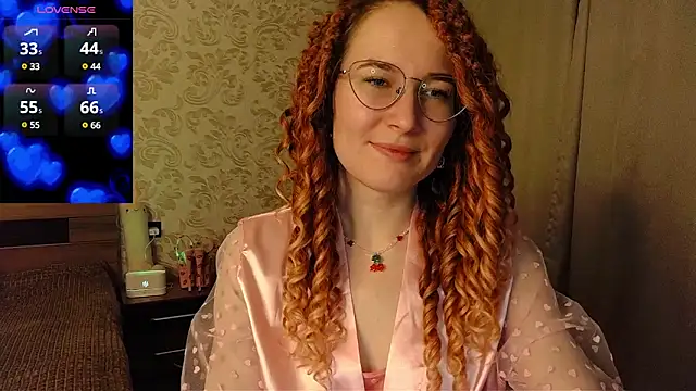 Snapshot of AgnesGraham chatting on 01.13.25 AgnesGraham online show from 01.13.25