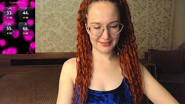 Snapshot of AgnesGraham chatting on 03.01.25 AgnesGraham online show from 03.01.25