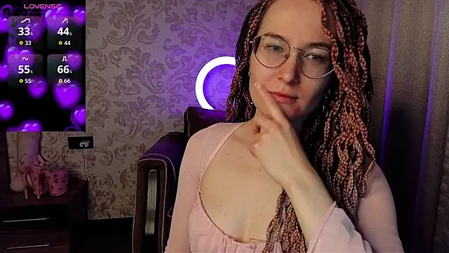 AgnesGraham online show from 12.22.25