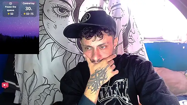 Snapshot of Apolo_S chatting on 01.14.25 Apolo S online show from 01.14.25