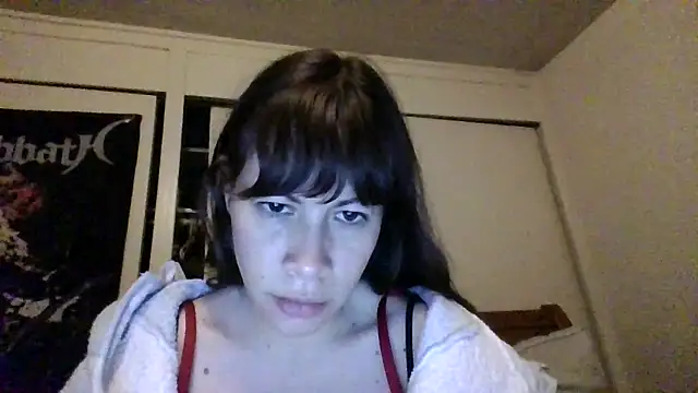 Snapshot of petitedoll29 chatting on 12.17.24 petitedoll29 online show from 12.17.24