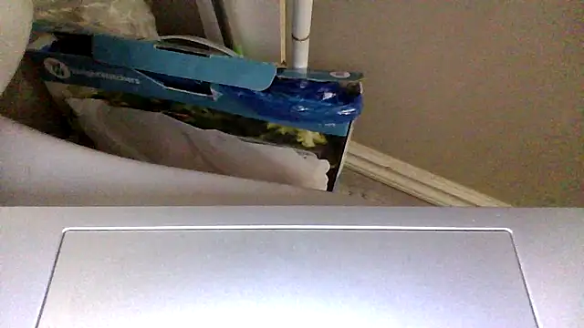 Snapshot of petitedoll29 chatting on 11.05.25 petitedoll29 online show from 11.05.25