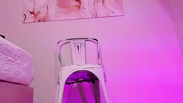 ambar sullivan online show from 02.24.25