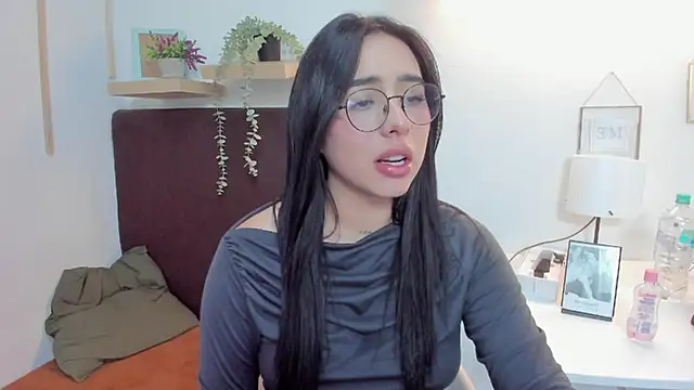 isabella jade online show from 02.24.25