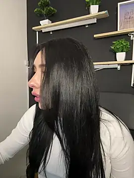 isabella jade online show from 01.10.26