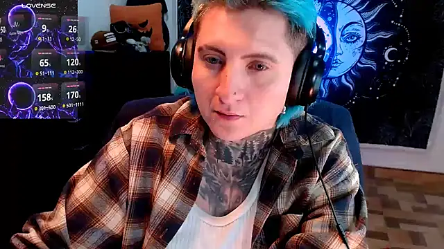 Marieblueeyes online show from 02.18.25