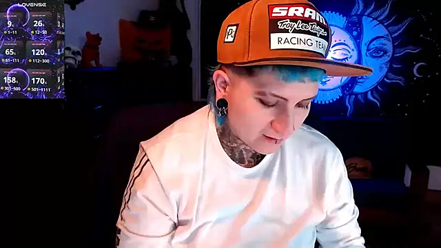 Marieblueeyes online show from 03.04.25