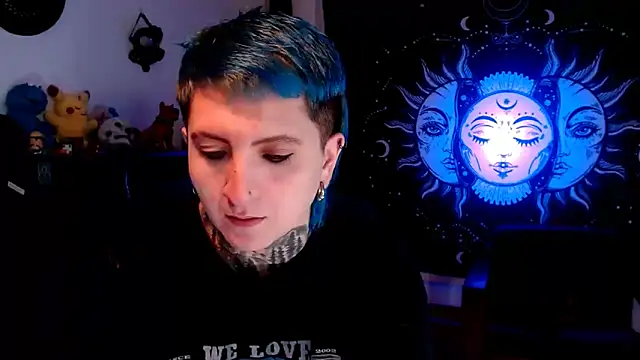 Marieblueeyes online show from 03.11.25