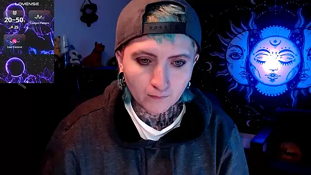 Marieblueeyes online show from 03.16.25