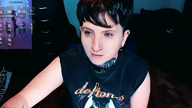 Marieblueeyes online show from 10.21.25