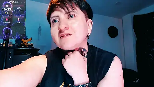 Marieblueeyes online show from 10.22.25