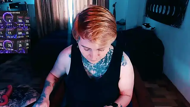 Marieblueeyes online show from 11.21.25