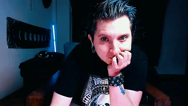 Marieblueeyes online show from 03.22.26