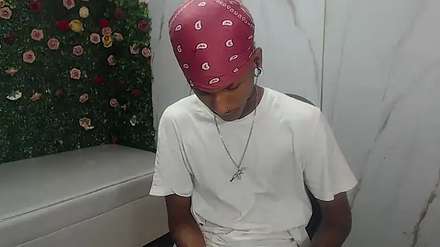 Snapshot of ManSant chatting on 06.27.26 ManSant online show from 06.27.26
