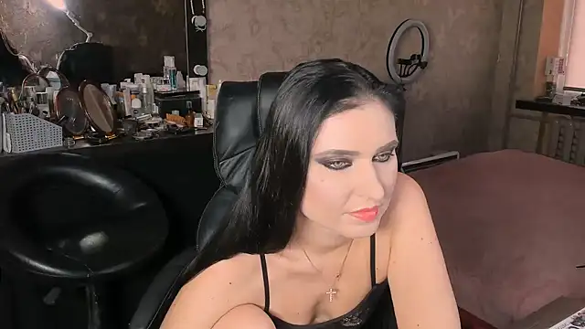 Snapshot of Miss_Poison chatting on 11.05.25 Miss Poison online show from 11.05.25