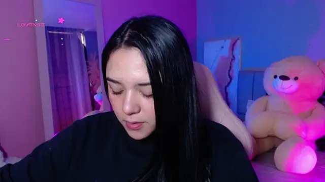 kim blake online show from 12.23.24