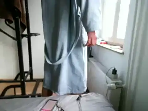 geilehure26 online show from 12.31.24