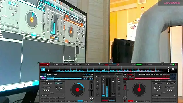 Snapshot of PamHardFuck chatting on 01.18.26 PamHardFuck online show from 01.18.26