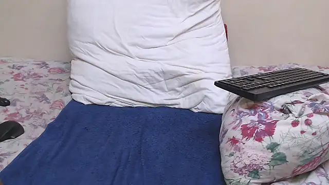 Snapshot of hottychubbygirl chatting on 01.22.25 hottychubbygirl online show from 01.22.25