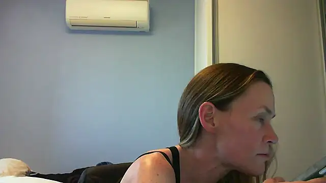 Annylove1 online show from 09.21.25