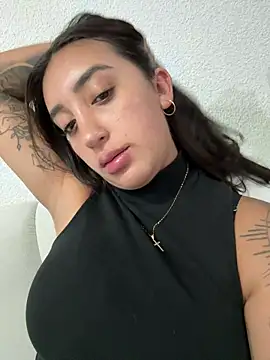 Hannahoff online show from 05.11.26