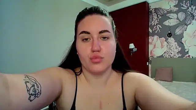 Roxie Bradley online show from 03.26.26