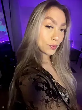 Im sophiie online show from 01.18.26