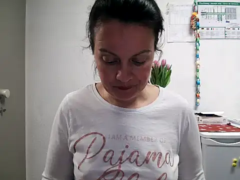 LoveNBloom online show from 03.22.25