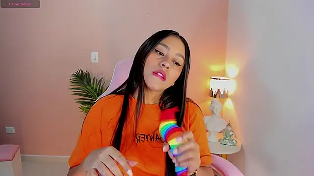 Snapshot of Ciara8 chatting on 10.25.25 Ciara8 online show from 10.25.25