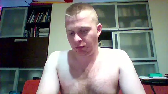 Snapshot of Matttthees chatting on 03.11.25 Matttthees online show from 03.11.25