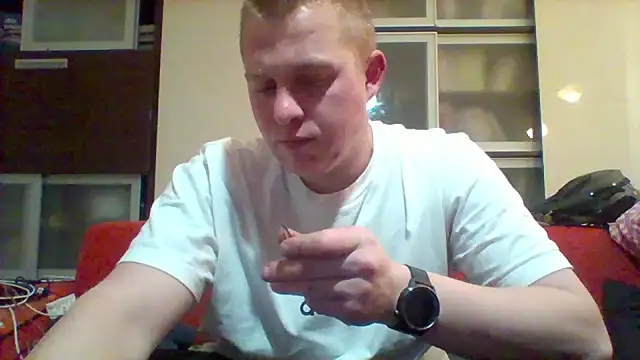 Snapshot of Matttthees chatting on 11.30.25 Matttthees online show from 11.30.25