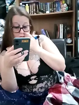 edgexchaos online show from 11.30.25